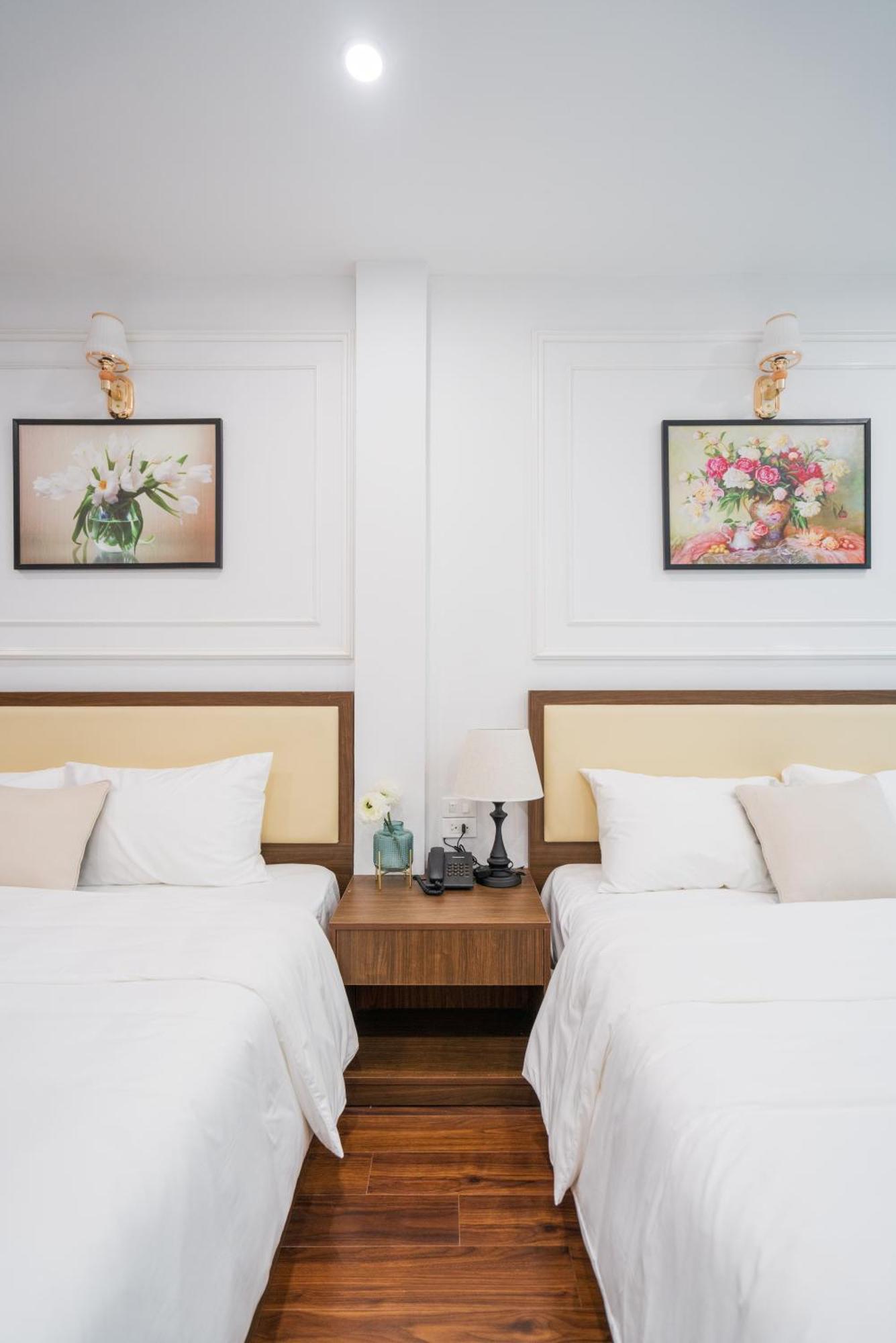 Charming Moon Hotel Hanoi Exterior photo